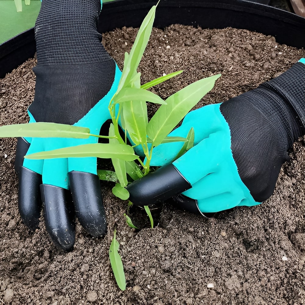 ClawGrip Pro – Waterproof Gardening Gloves with Built-in Claws