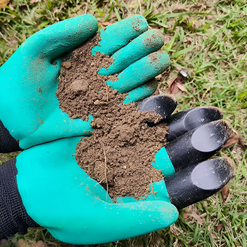 ClawGrip Pro – Waterproof Gardening Gloves with Built-in Claws