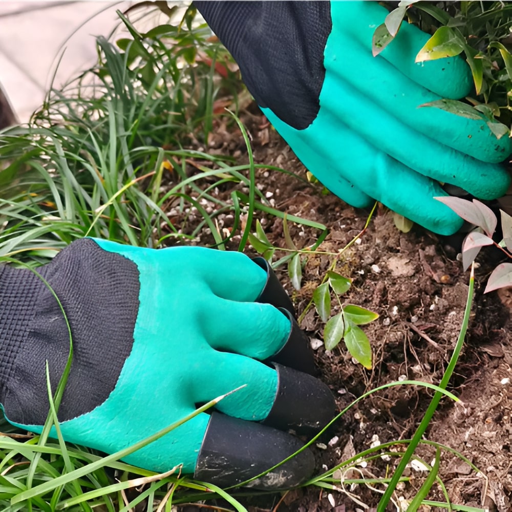 ClawGrip Pro – Waterproof Gardening Gloves with Built-in Claws